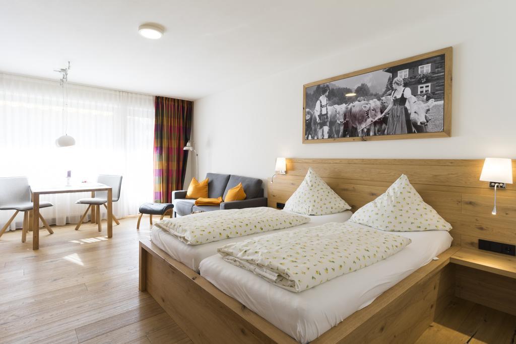 Haus Sonnenhof Apartment โอเบอร์สทดอร์ฟ ภายนอก รูปภาพ
